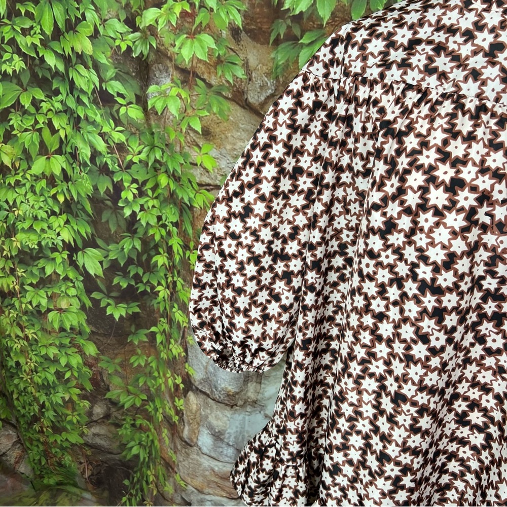 ANTHROPOLOGIE Quiet Luxury Cocoa Star Dot Print Mini Swing Dress, L - Picture 4 of 10